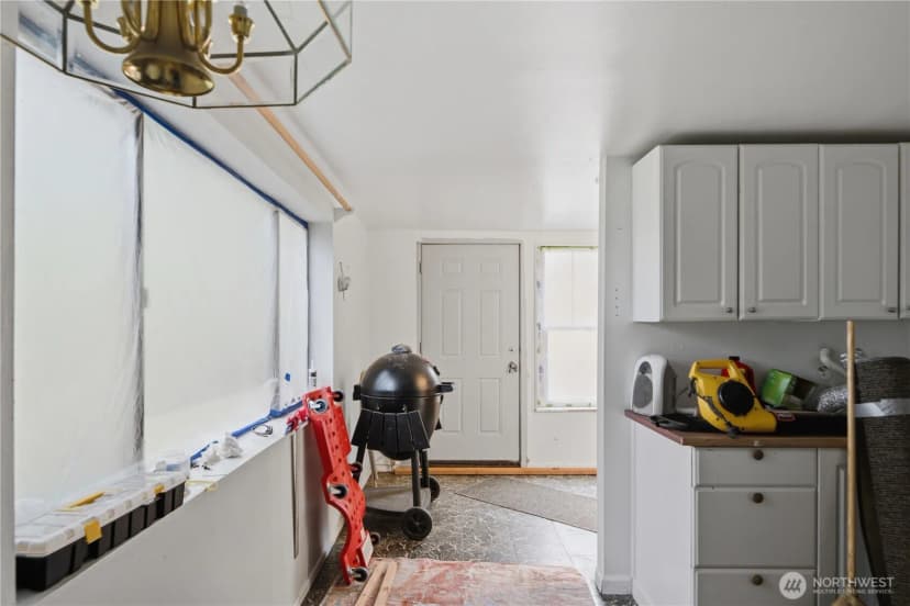 Property photo for 16006 Greenwood Avenue N, Shoreline photo 16