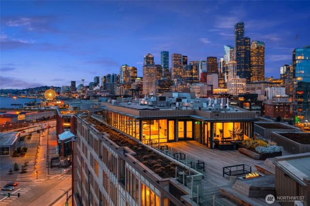 Property photo for 590 1st Avenue S #702, Seattle photo 4