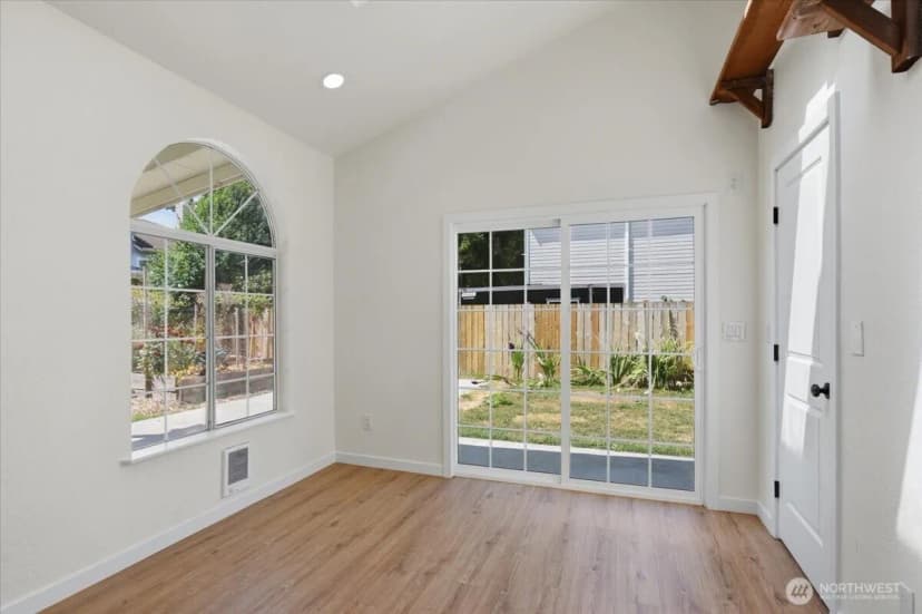 Property photo for 5728 131st Place Se, Snohomish photo 10