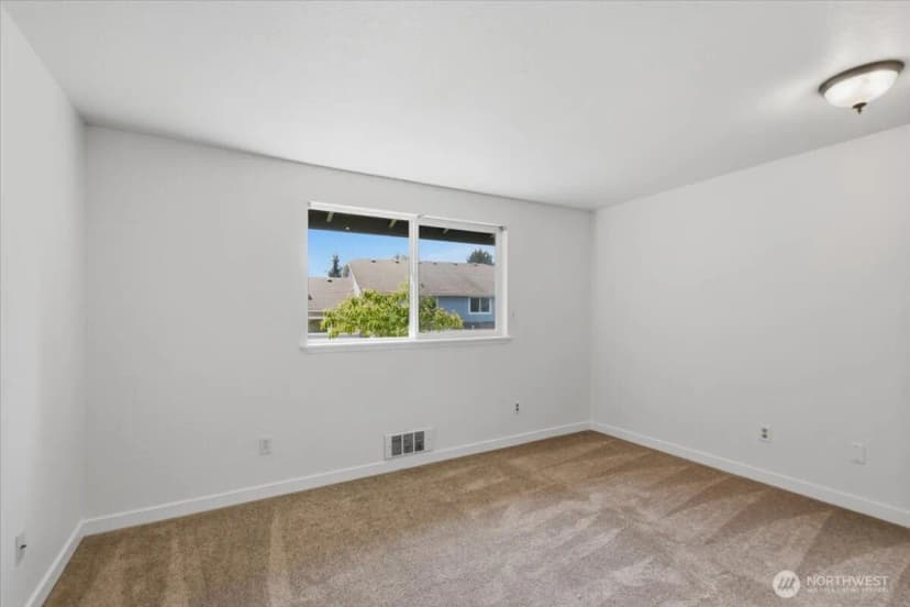 Property photo for 5728 131st Place Se, Snohomish photo 16