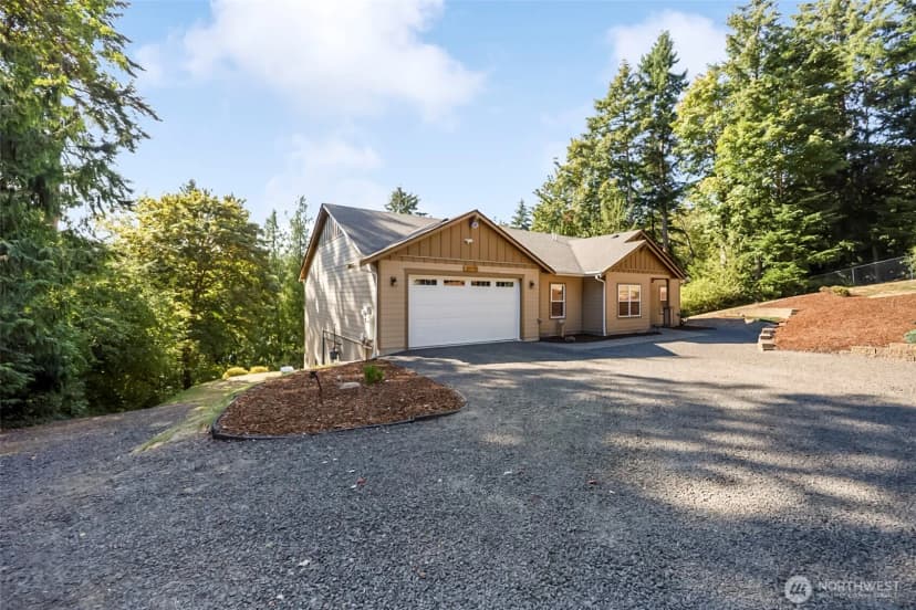 Property photo for 8479 E Caraway Road, Port Orchard photo 21