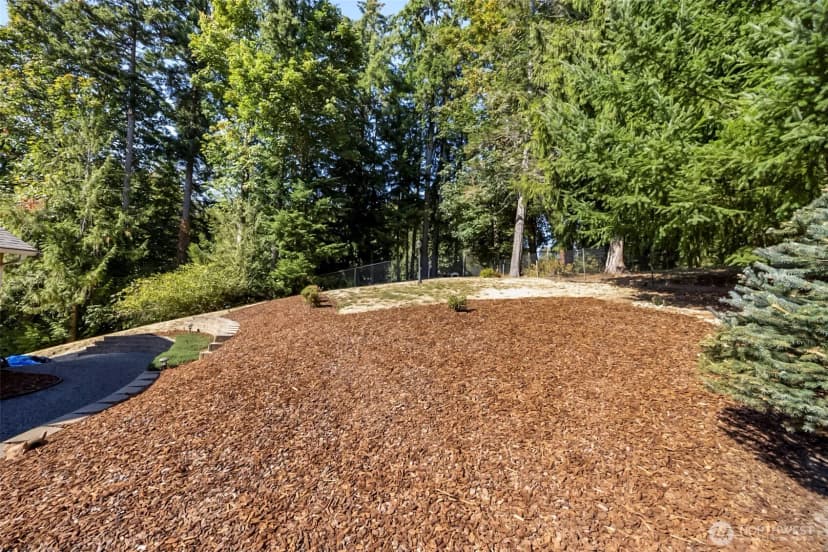 Property photo for 8479 E Caraway Road, Port Orchard photo 18