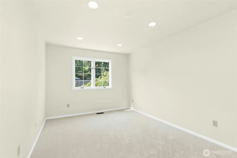 Property photo for 10118 184th Avenue Ne, Redmond photo 29