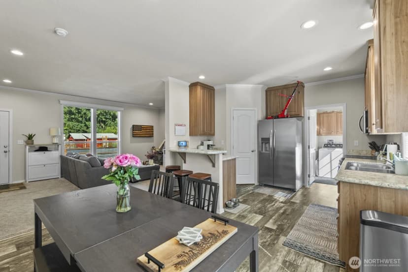Property photo for 12813 Ridge Cir E, Bonney Lake photo 9