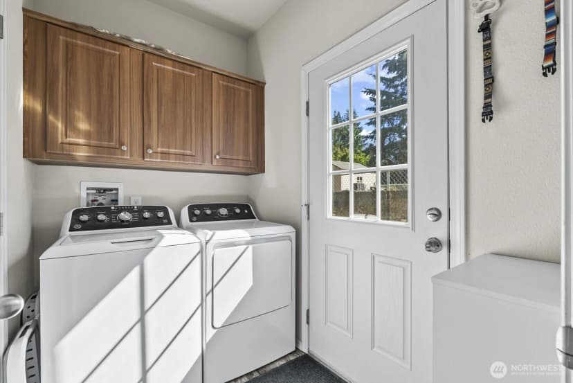 Property photo for 12813 Ridge Cir E, Bonney Lake photo 28