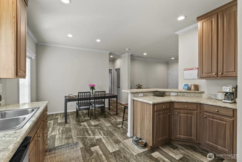 Property photo for 12813 Ridge Cir E, Bonney Lake photo 15