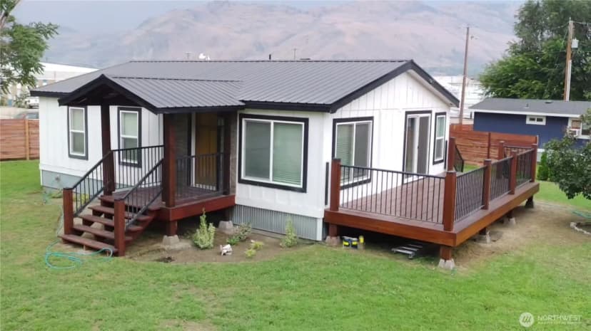 Property photo for 105 14th Ave, Oroville