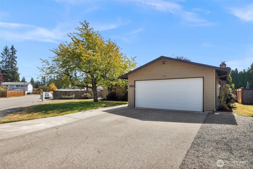 Property photo for 5628 95th Street Ne, Marysville photo 30
