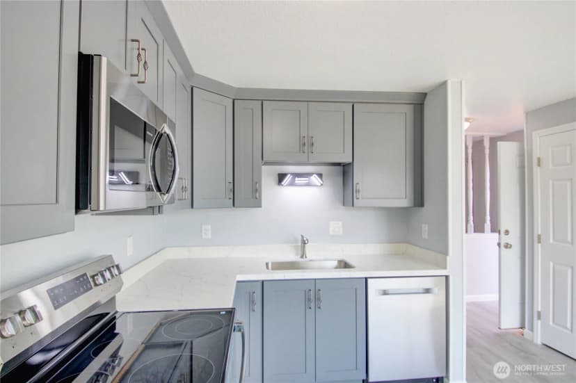 Property photo for 2524 Walnut Street, Everett photo 11