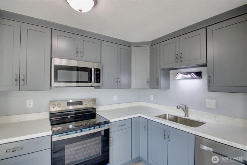Property photo for 2524 Walnut Street, Everett photo 12