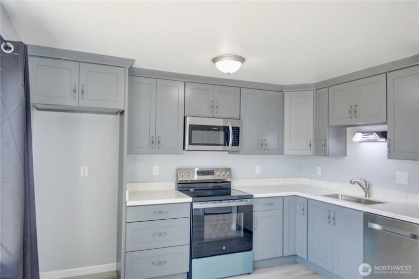 Property photo for 2524 Walnut Street, Everett photo 10