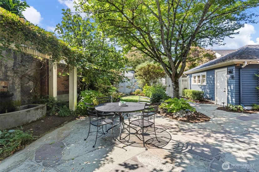 Property photo for 3115 Cascadia Avenue S, Seattle photo 36