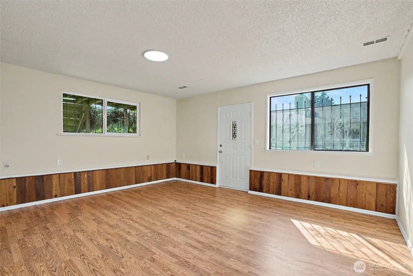Property photo for 517 E 68th Street, Tacoma photo 31