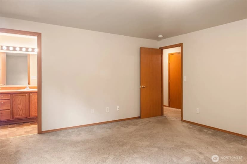 Property photo for 1011 E Sunset Hill Road, Shelton photo 21