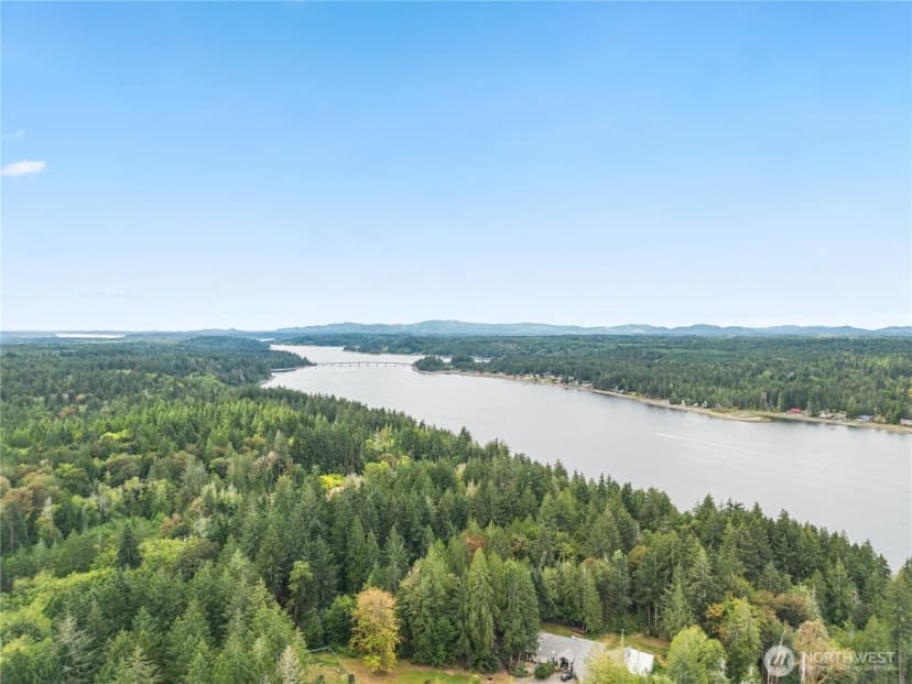 Property photo for 1011 E Sunset Hill Road, Shelton photo 4