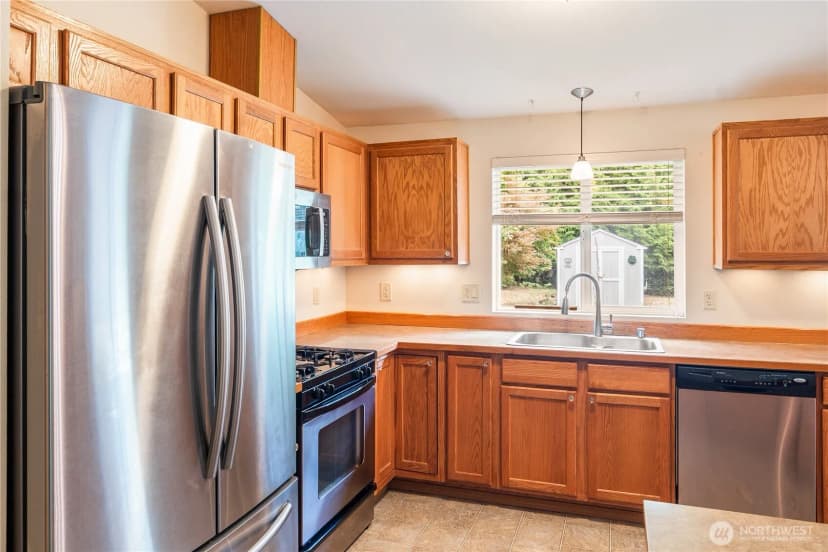 Property photo for 1011 E Sunset Hill Road, Shelton photo 11