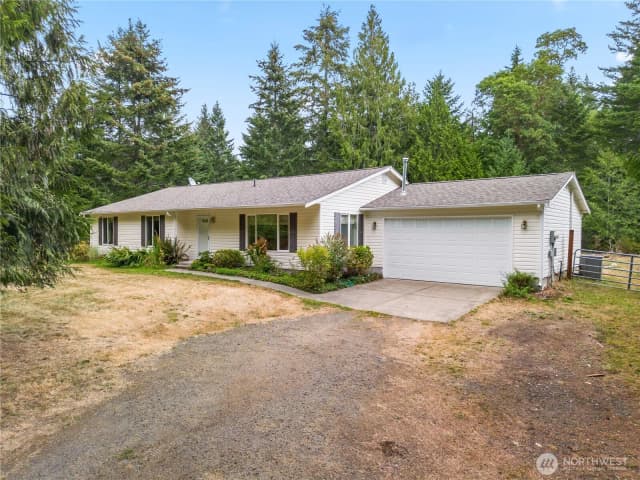 Property photo for 1011 E Sunset Hill Road, Shelton
