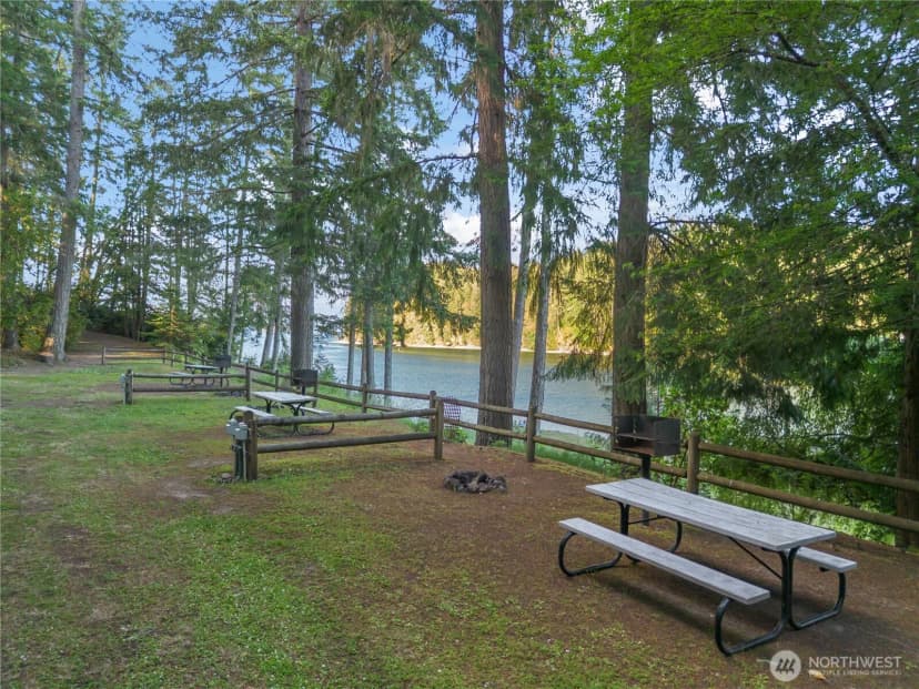 Property photo for 1011 E Sunset Hill Road, Shelton photo 36