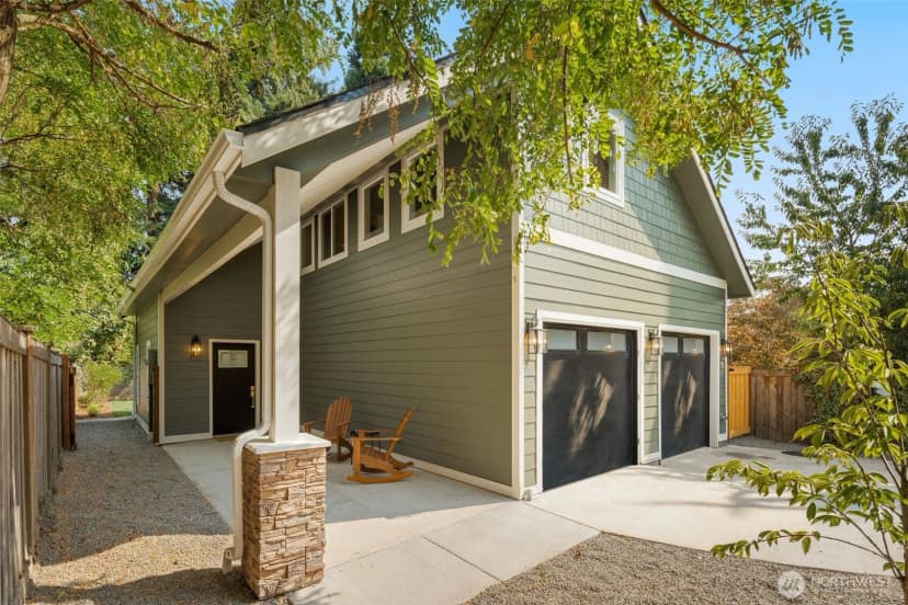 Property photo for 10530 Ashworth Avenue N #b, Seattle photo 35