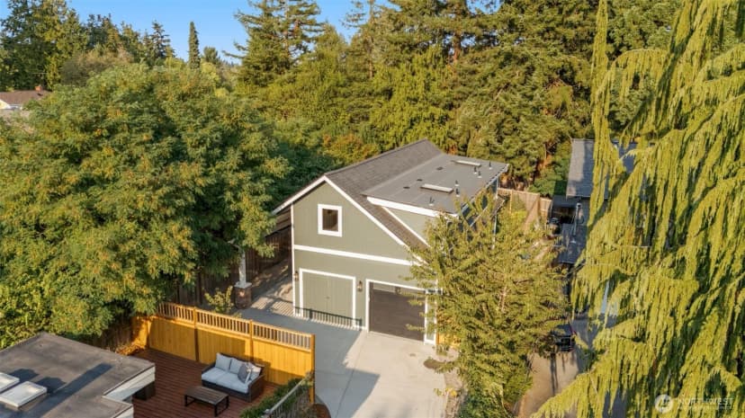Property photo for 10530 Ashworth Avenue N #b, Seattle photo 28