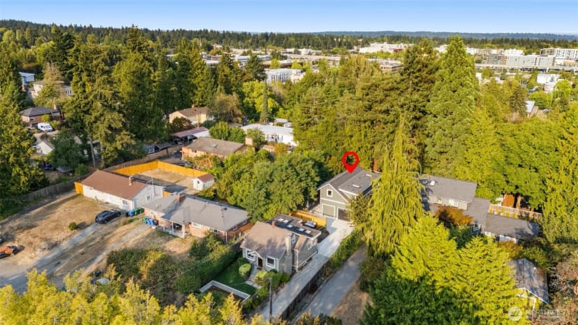 Property photo for 10530 Ashworth Avenue N #b, Seattle photo 31