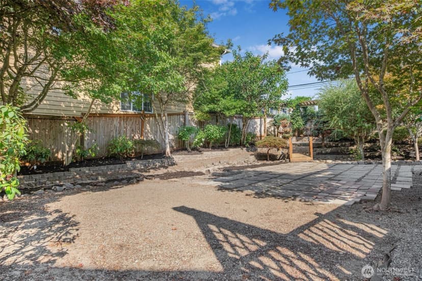 Property photo for 1825 Redmond Place Ne, Renton photo 31