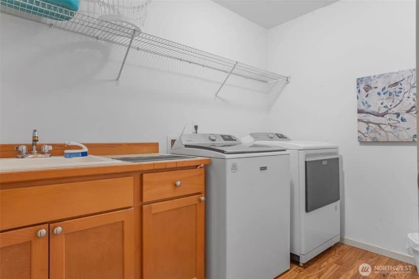 Property photo for 1825 Redmond Place Ne, Renton photo 17