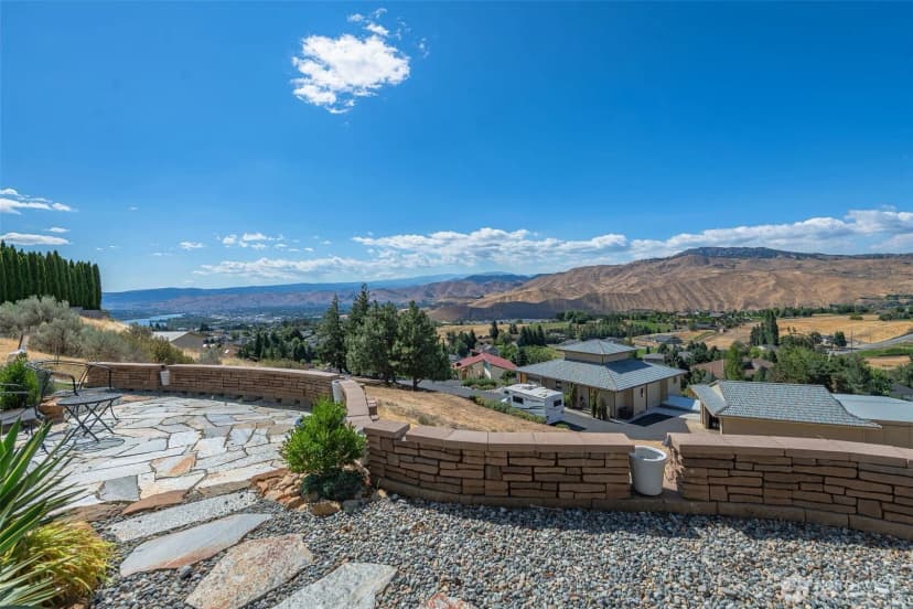 Property photo for 3808 School Street, Wenatchee photo 37