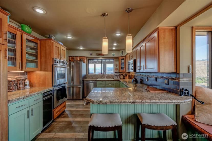 Property photo for 3808 School Street, Wenatchee photo 11