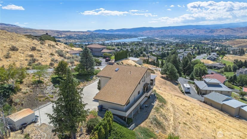 Property photo for 3808 School Street, Wenatchee photo 32