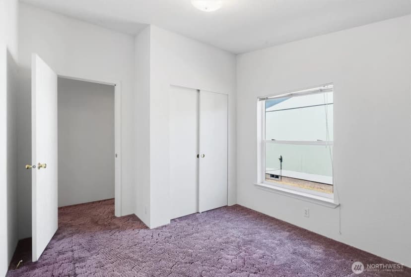 Property photo for 627 Andrew Drive, Burlington photo 32