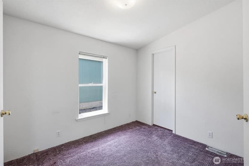 Property photo for 627 Andrew Drive, Burlington photo 29