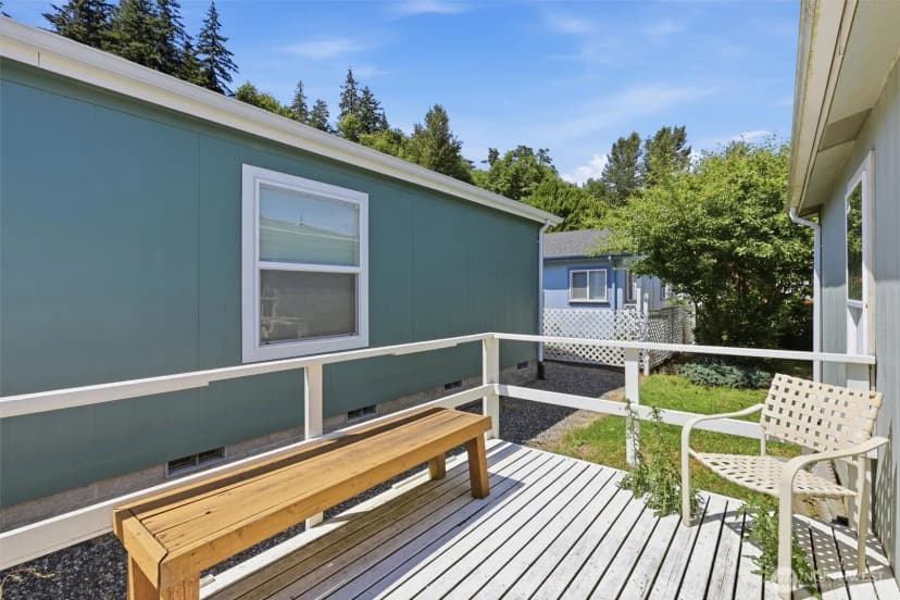 Property photo for 627 Andrew Drive, Burlington photo 34
