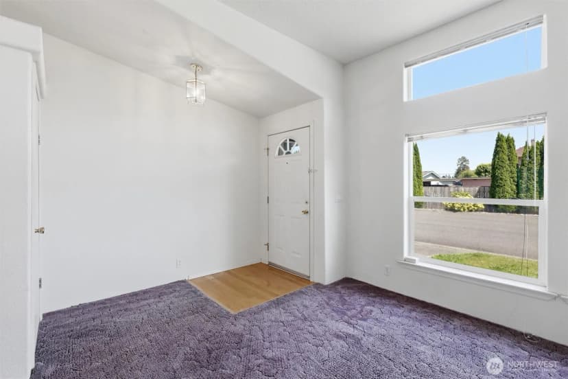 Property photo for 627 Andrew Drive, Burlington photo 6