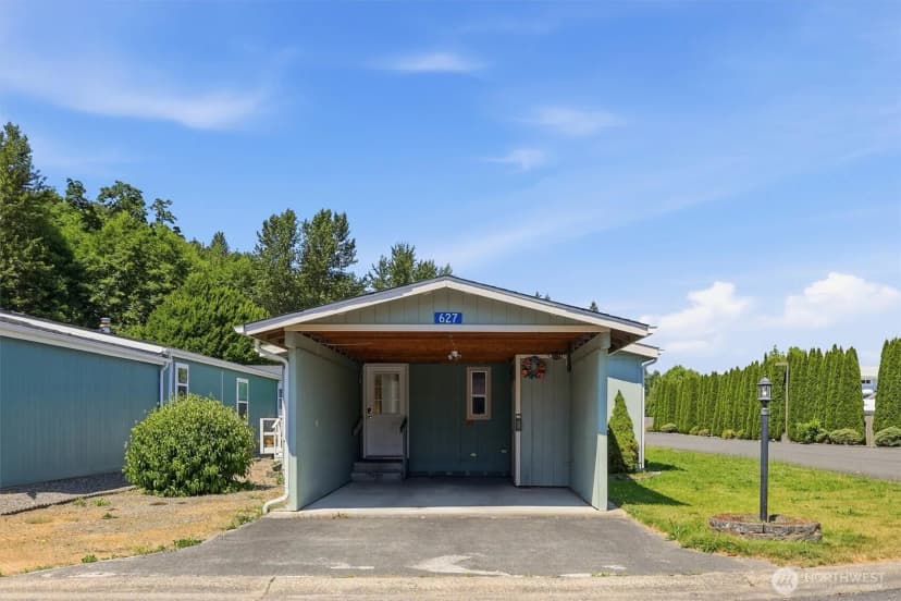 Property photo for 627 Andrew Drive, Burlington photo 39