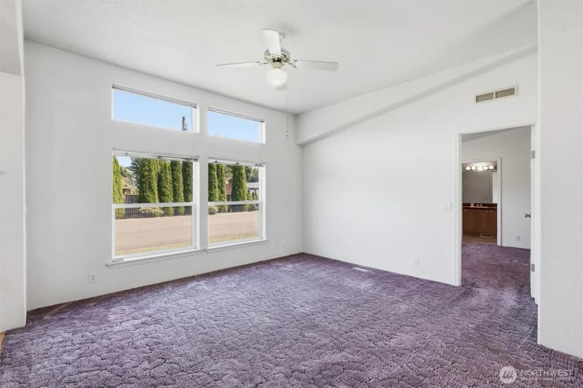 Property photo for 627 Andrew Drive, Burlington photo 7