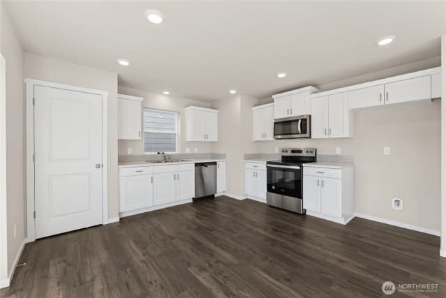 Property photo for 5829 Ivanoff Lane Sw #65, Port Orchard photo 3
