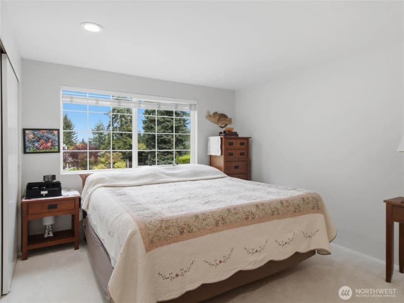Property photo for 2012 Se Lincoln Circle Circle, Renton photo 14