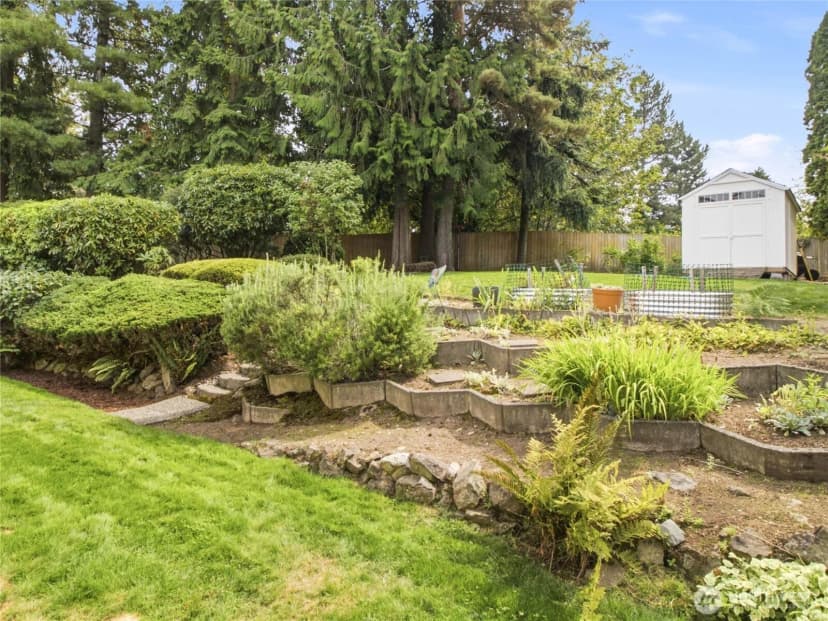 Property photo for 2012 Se Lincoln Circle Circle, Renton photo 28