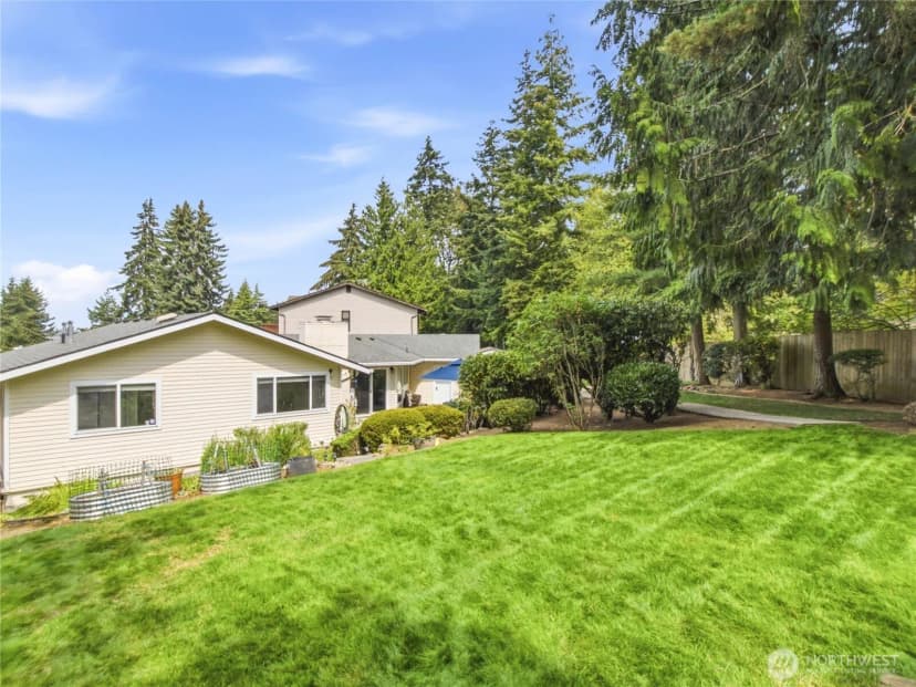 Property photo for 2012 Se Lincoln Circle Circle, Renton photo 33