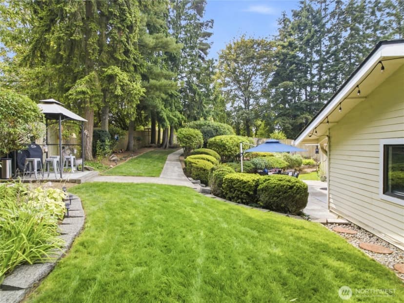 Property photo for 2012 Se Lincoln Circle Circle, Renton photo 34