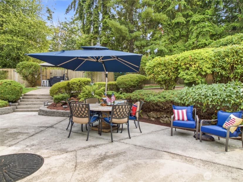 Property photo for 2012 Se Lincoln Circle Circle, Renton photo 27