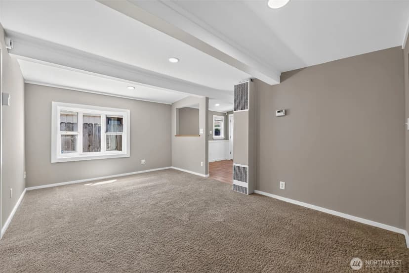 Property photo for 7768 14th Avenue Sw, Seattle photo 9