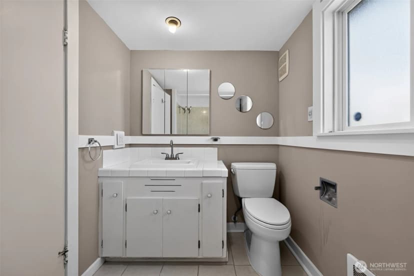 Property photo for 7768 14th Avenue Sw, Seattle photo 20