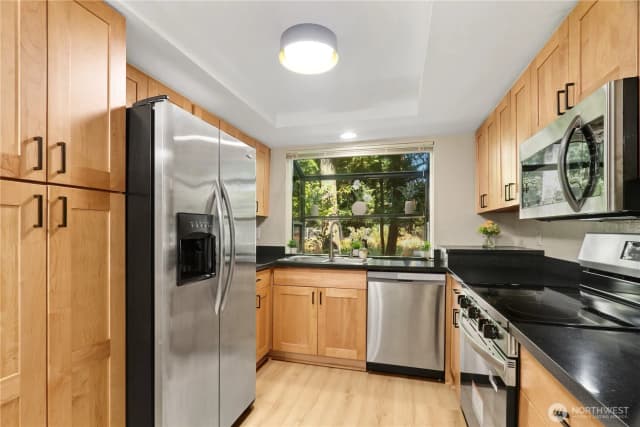 Property photo for 11506 Ne 128th Street #22, Kirkland photo 5