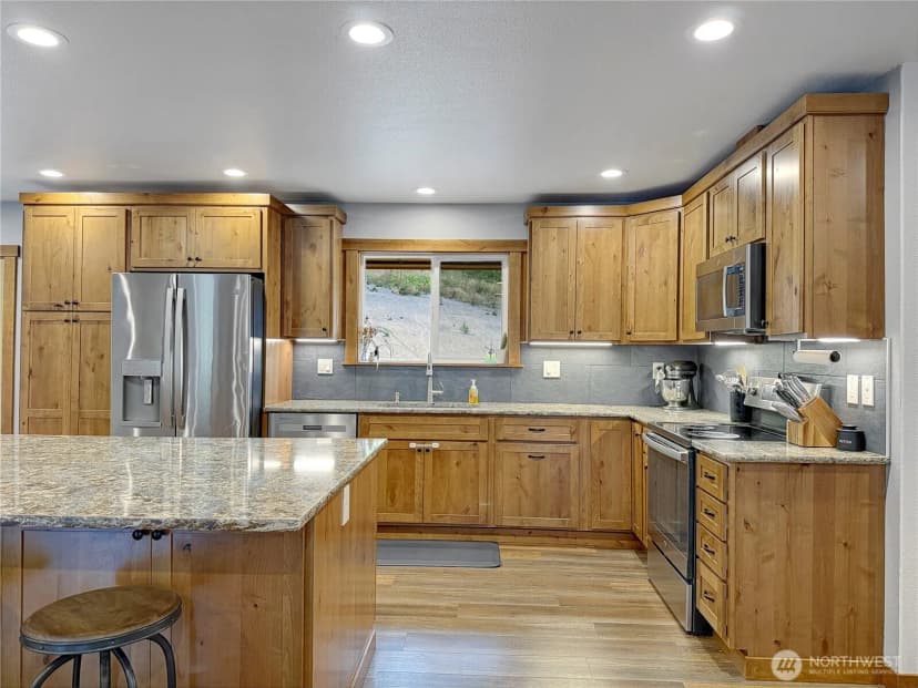 Property photo for 161 Lund Road, Cosmopolis photo 6