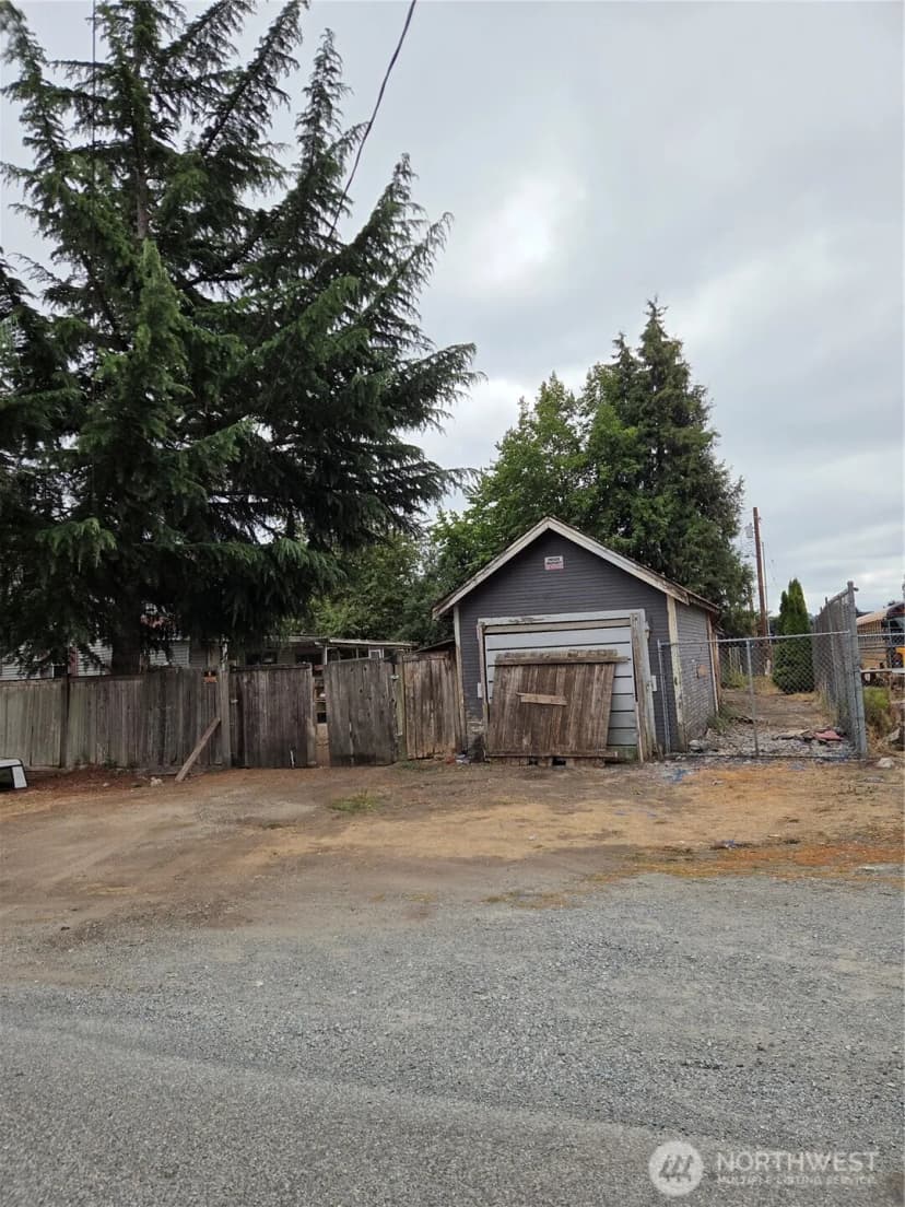 Property photo for 111 Calistoga Street E, Orting photo 38