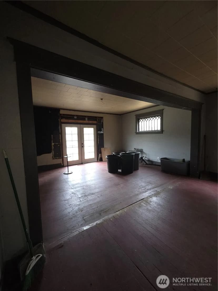 Property photo for 111 Calistoga Street E, Orting photo 30