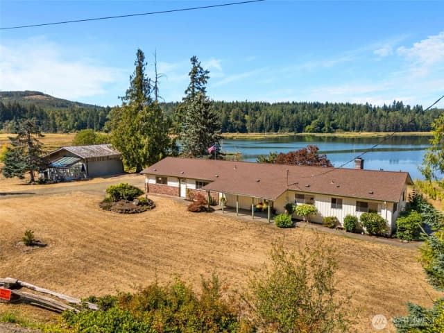 Property photo for 611 Se Kamilche Point Road, Shelton photo 5
