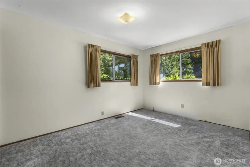 Property photo for 611 Se Kamilche Point Road, Shelton photo 18